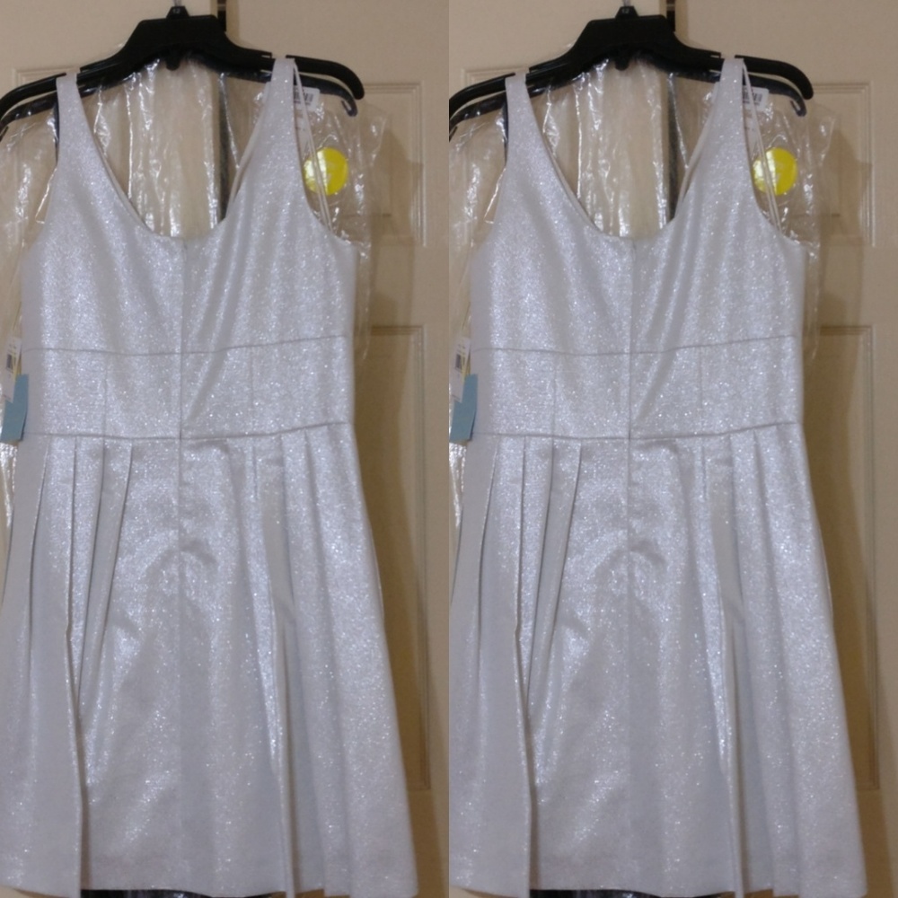 Dress - Picture 3 of 3